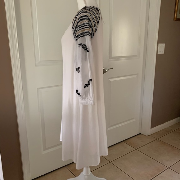 CHICO’S embroidered dress - Picture 5 of 9